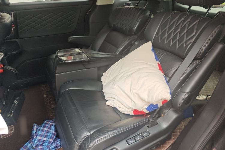 Used Honda Elysion 2019 2.0L Hybrid Luxury Edition Left Rear Seat