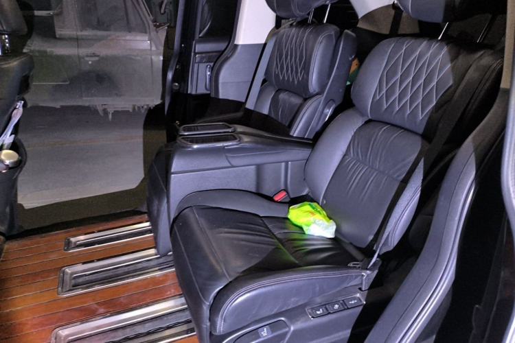 Used Honda Elysion 2019 2.0L Hybrid Luxury Edition Left Rear Seat
