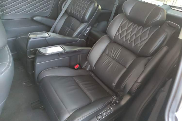 Used Honda Elysion 2019 2.0L Hybrid Luxury Edition Left Rear Seat