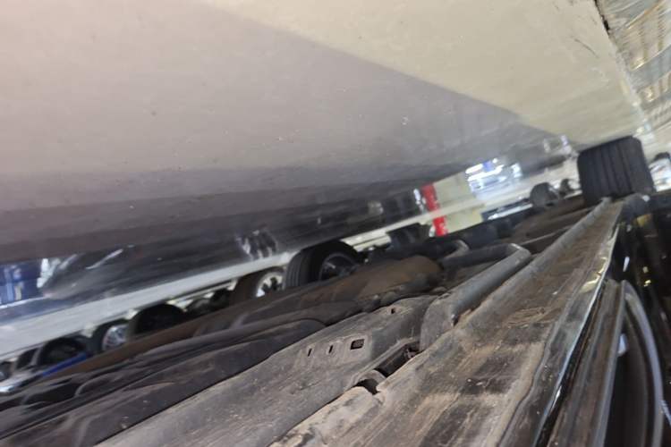 Used Honda Elysion 2019 2.0L Hybrid Luxury Edition Left Side Sill