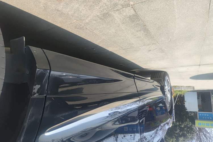 Used Honda Elysion 2019 2.0L Hybrid Comfort Edition Left Side Sill