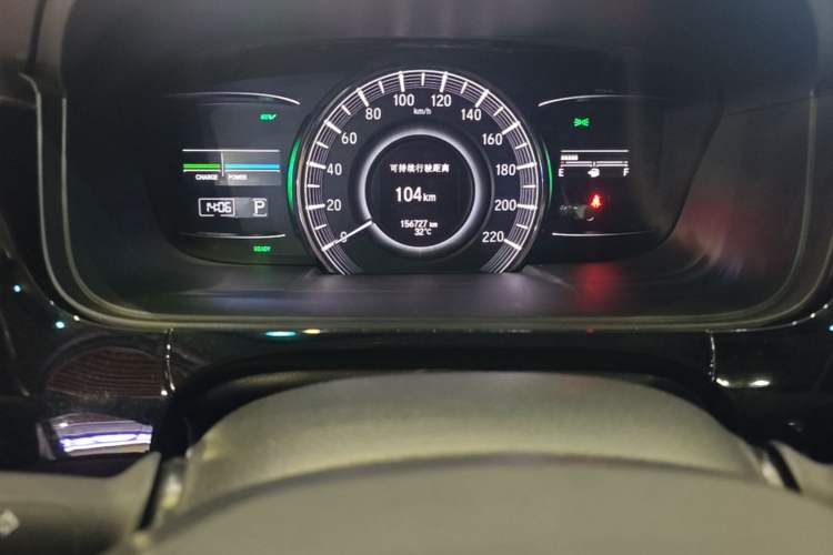 Used Honda Elysion 2019 2.0L Hybrid Luxury Edition Odometer Close Up