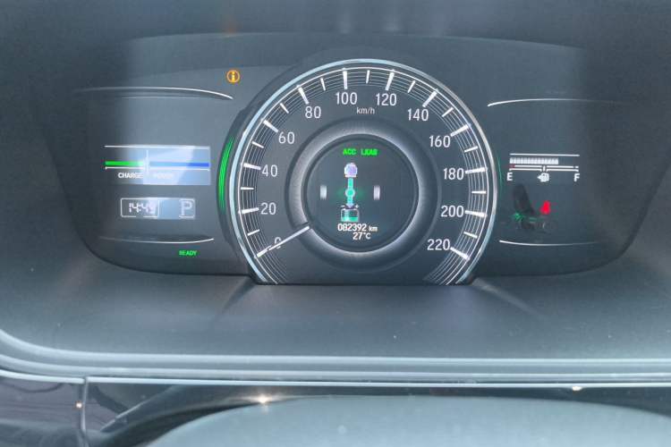 Used Honda Elysion 2019 2.0L Hybrid Luxury Edition Odometer Close Up