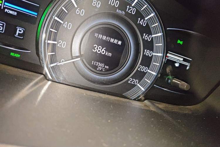 Used Honda Elysion 2019 2.0L Hybrid Luxury Edition Odometer Close Up