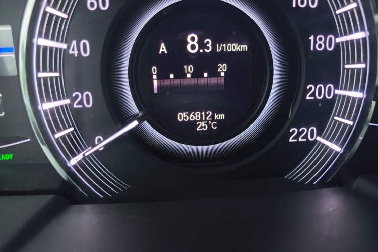 Used Honda Elysion 2019 2.0L Hybrid Luxury Edition Odometer Close Up