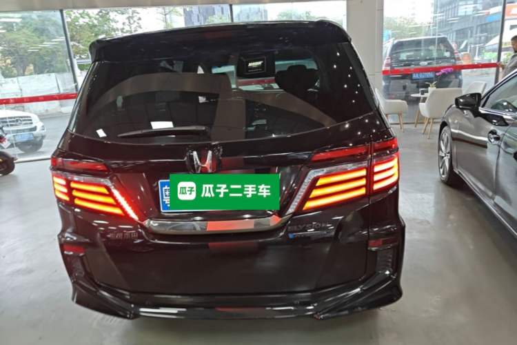 Used Honda Elysion 2019 2.0L Hybrid Luxury Edition Rear