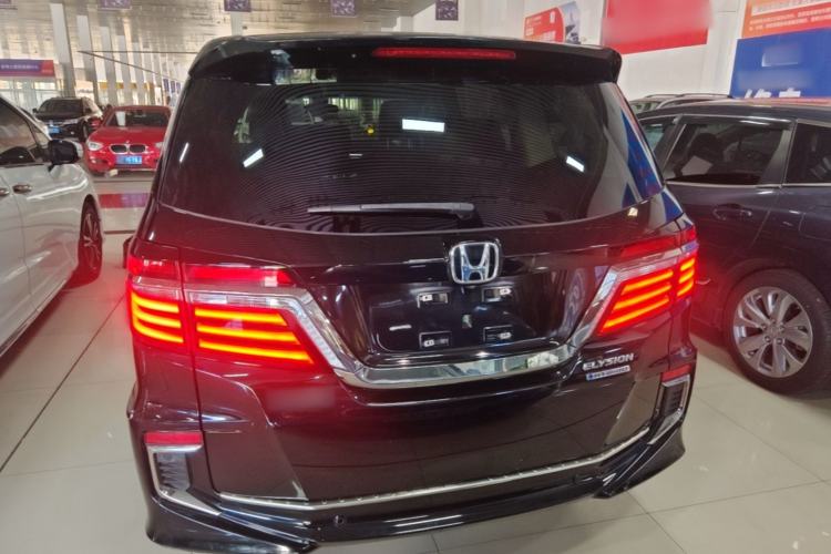 Used Honda Elysion 2019 2.0L Hybrid Luxury Edition Rear