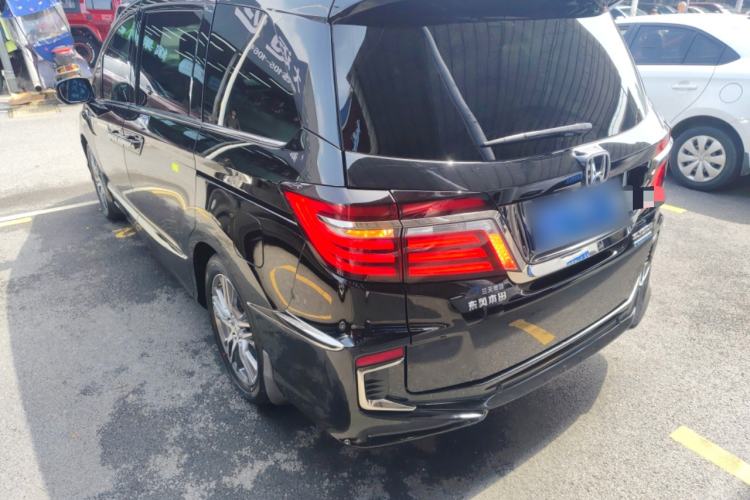 Used Honda Elysion 2019 2.0L Hybrid Luxury Edition Rear Left 45 Deg