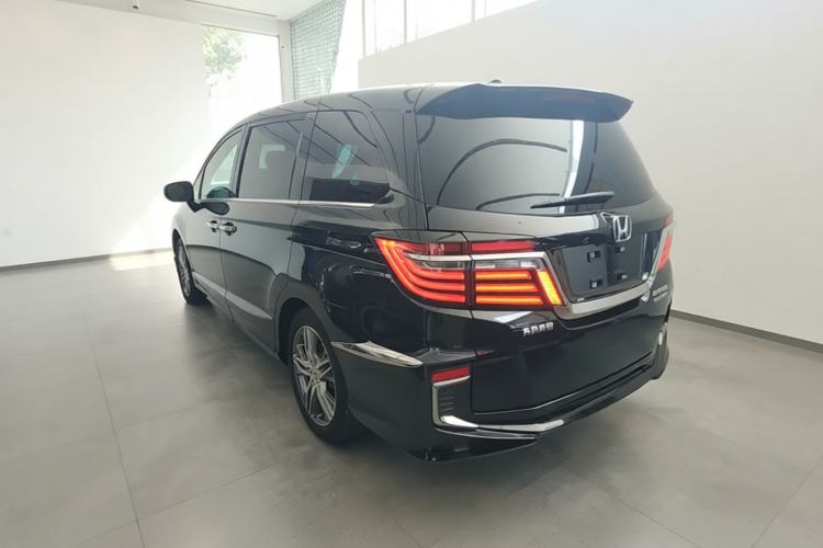 Used Honda Elysion 2019 2.0L Hybrid Comfort Edition Rear Left 45 Deg