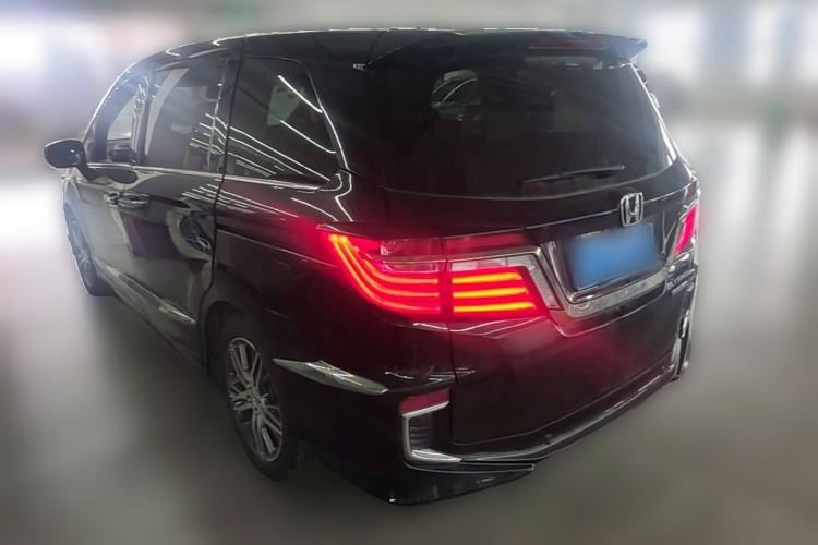Used Honda Elysion 2019 2.0L Hybrid Supreme Edition Rear Left 45 Deg