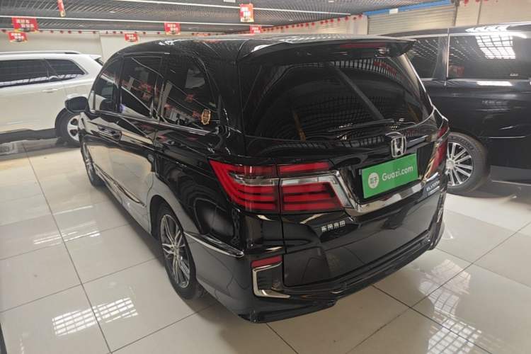 Used Honda Elysion 2019 2.0L Hybrid Luxury Edition Rear Left 45 Deg