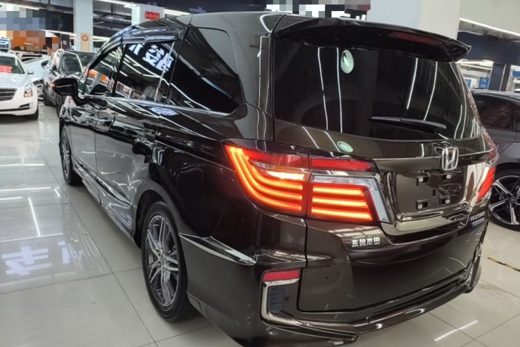 Used Honda Elysion 2019 2.0L Hybrid Luxury Edition Rear Left 45 Deg