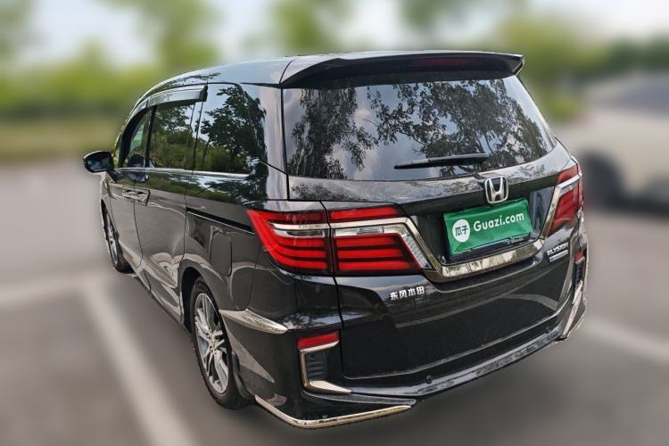 Used Honda Elysion 2019 2.0L Hybrid Luxury Edition Rear Left 45 Deg