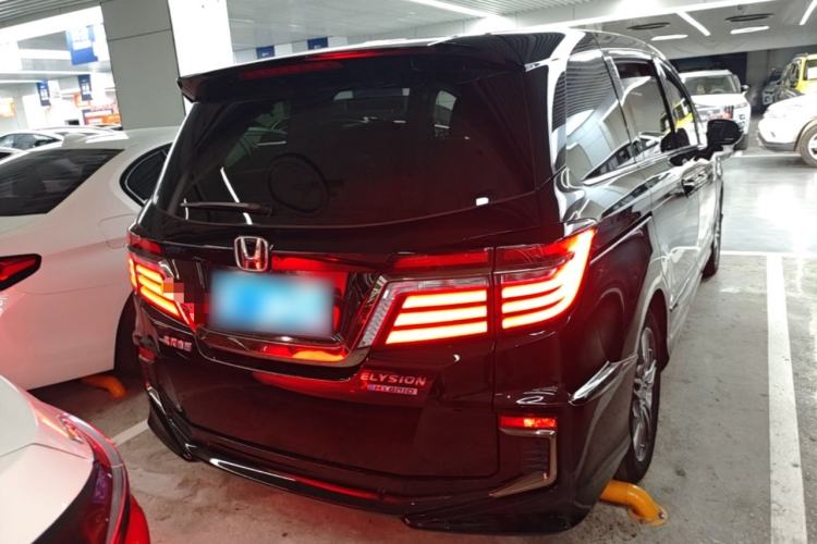 Used Honda Elysion 2019 2.0L Hybrid Luxury Edition Rear