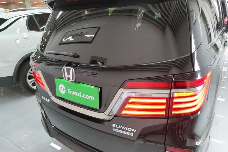 Used Honda Elysion 2019 2.0L Hybrid Luxury Edition Rear