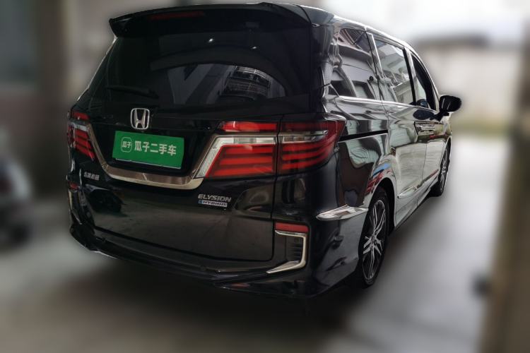 Used Honda Elysion 2019 2.0L Hybrid Luxury Edition Rear Right 45 Deg