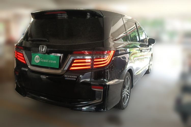 Used Honda Elysion 2019 2.0L Hybrid Luxury Edition Rear Right 45 Deg