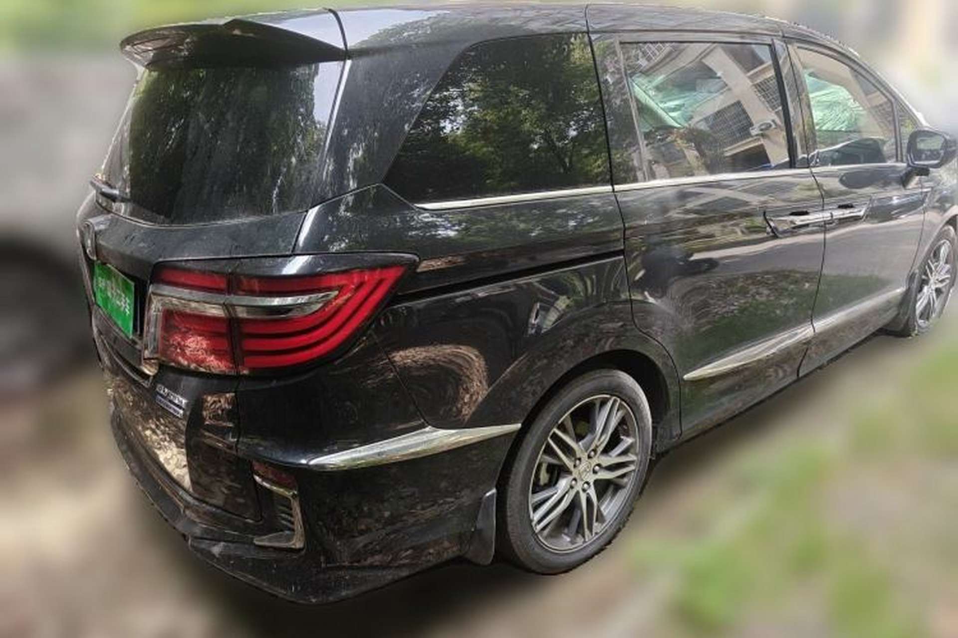Used Honda Elysion 2019 2.0L Hybrid Luxury Edition Rear Right 45 Deg