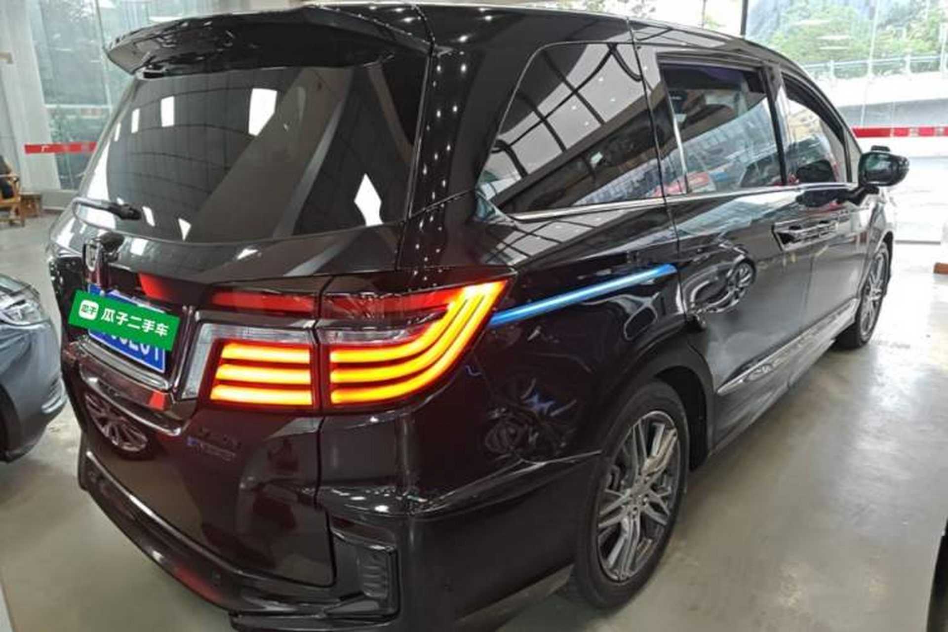 Used Honda Elysion 2019 2.0L Hybrid Luxury Edition Rear Right 45 Deg