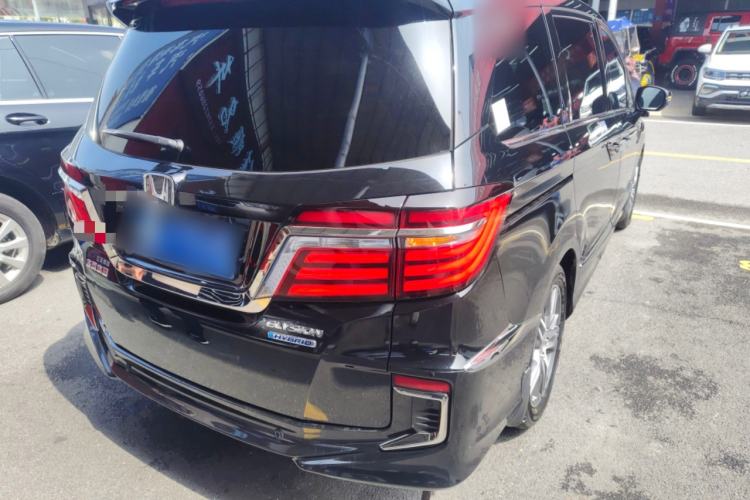 Used Honda Elysion 2019 2.0L Hybrid Luxury Edition Rear Right 45 Deg
