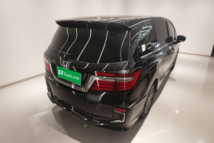 Used Honda Elysion 2019 2.0L Hybrid Luxury Edition Rear Right 45 Deg