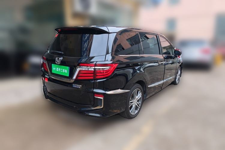 Used Honda Elysion 2019 2.0L Hybrid Luxury Edition Rear Right 45 Deg
