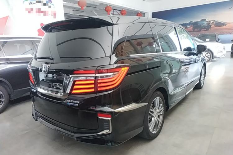 Used Honda Elysion 2019 2.0L Hybrid Comfort Edition Rear Right 45 Deg