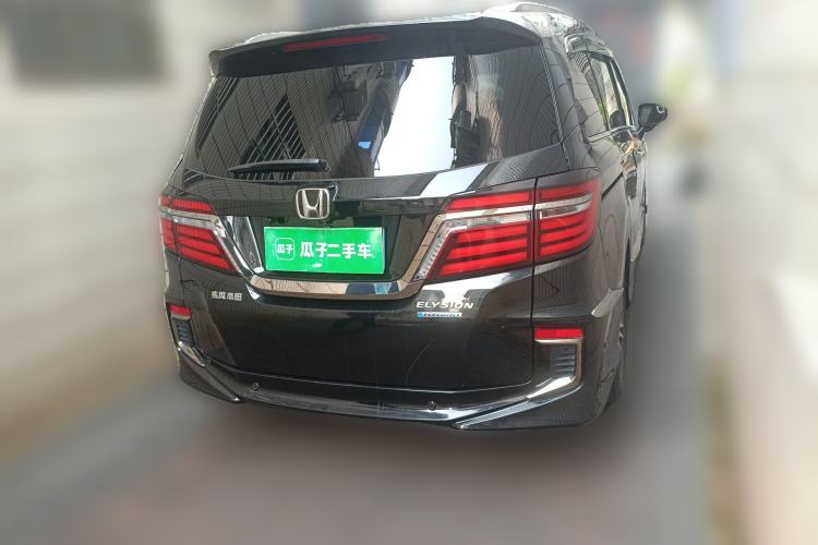 Used Honda Elysion 2019 2.0L Hybrid Luxury Edition Rear Right 45 Deg