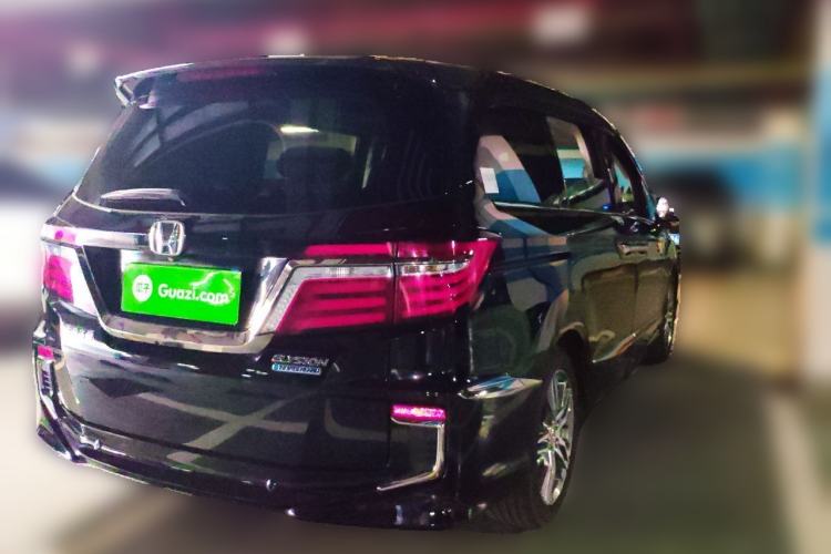 Used Honda Elysion 2019 2.0L Hybrid Luxury Edition Rear Right 45 Deg