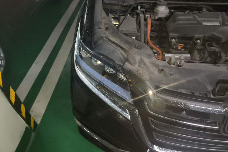 Used Honda Elysion 2019 2.0L Hybrid Luxury Edition Right Front Headlight