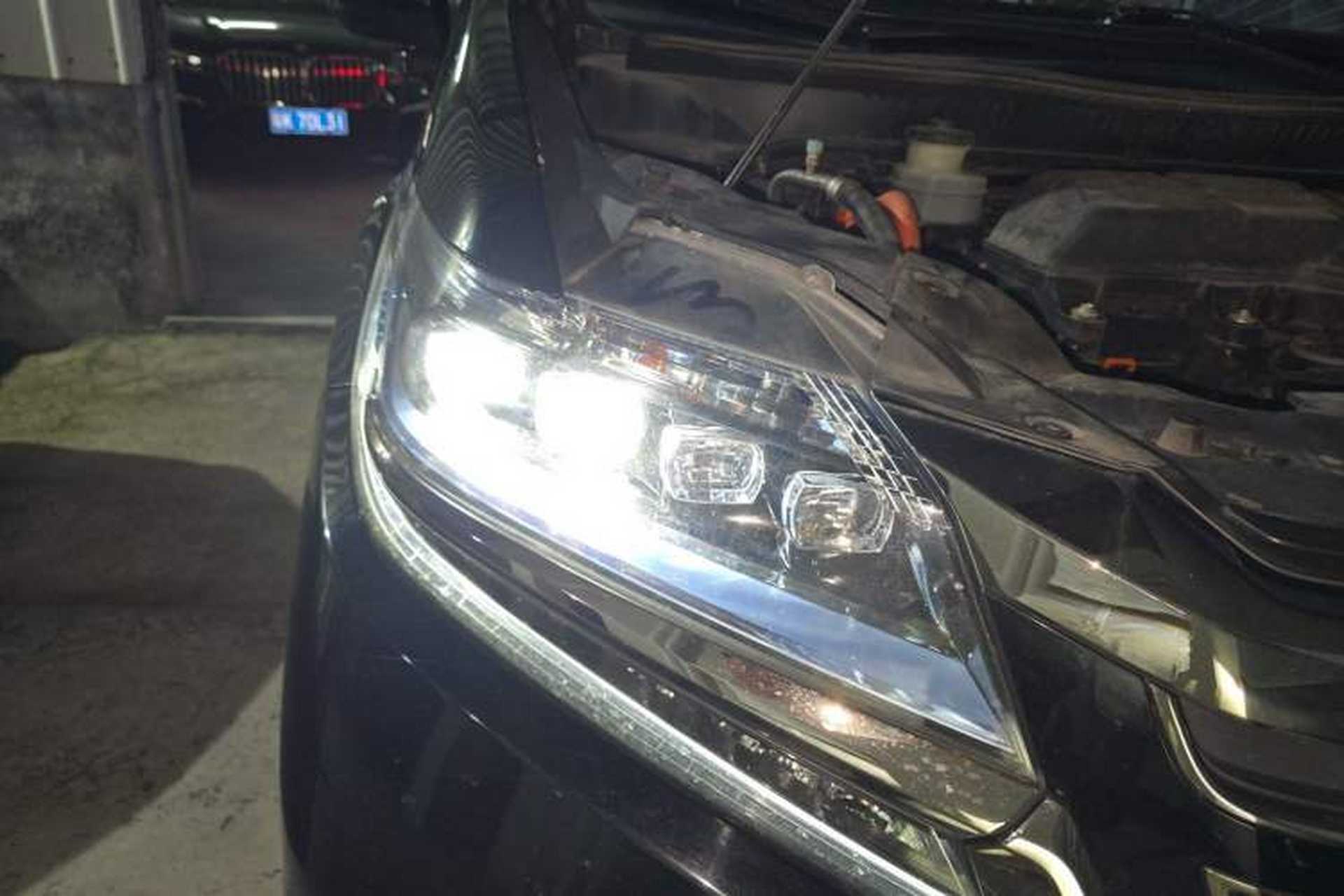 Used Honda Elysion 2019 2.0L Hybrid Supreme Edition Right Front Headlight