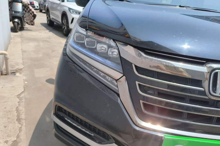 Used Honda Elysion 2019 2.0L Hybrid Supreme Edition Right Front Headlight