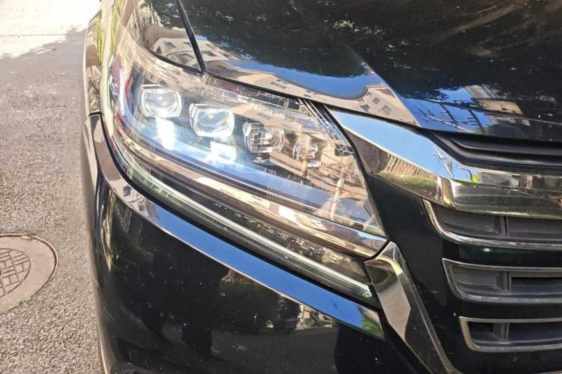 Used Honda Elysion 2019 2.0L Hybrid Luxury Edition Right Front Headlight