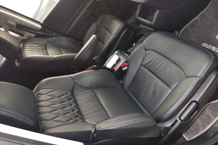 Used Honda Elysion 2019 2.0L Hybrid Luxury Edition Right Front Seat