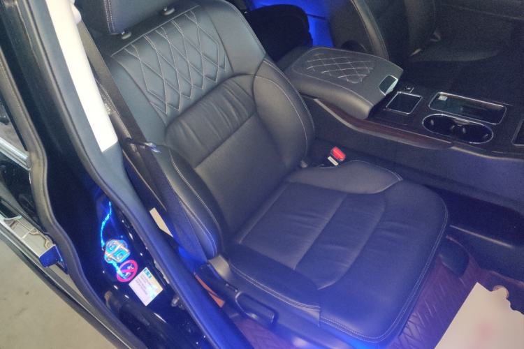 Used Honda Elysion 2019 2.0L Hybrid Luxury Edition Right Front Seat