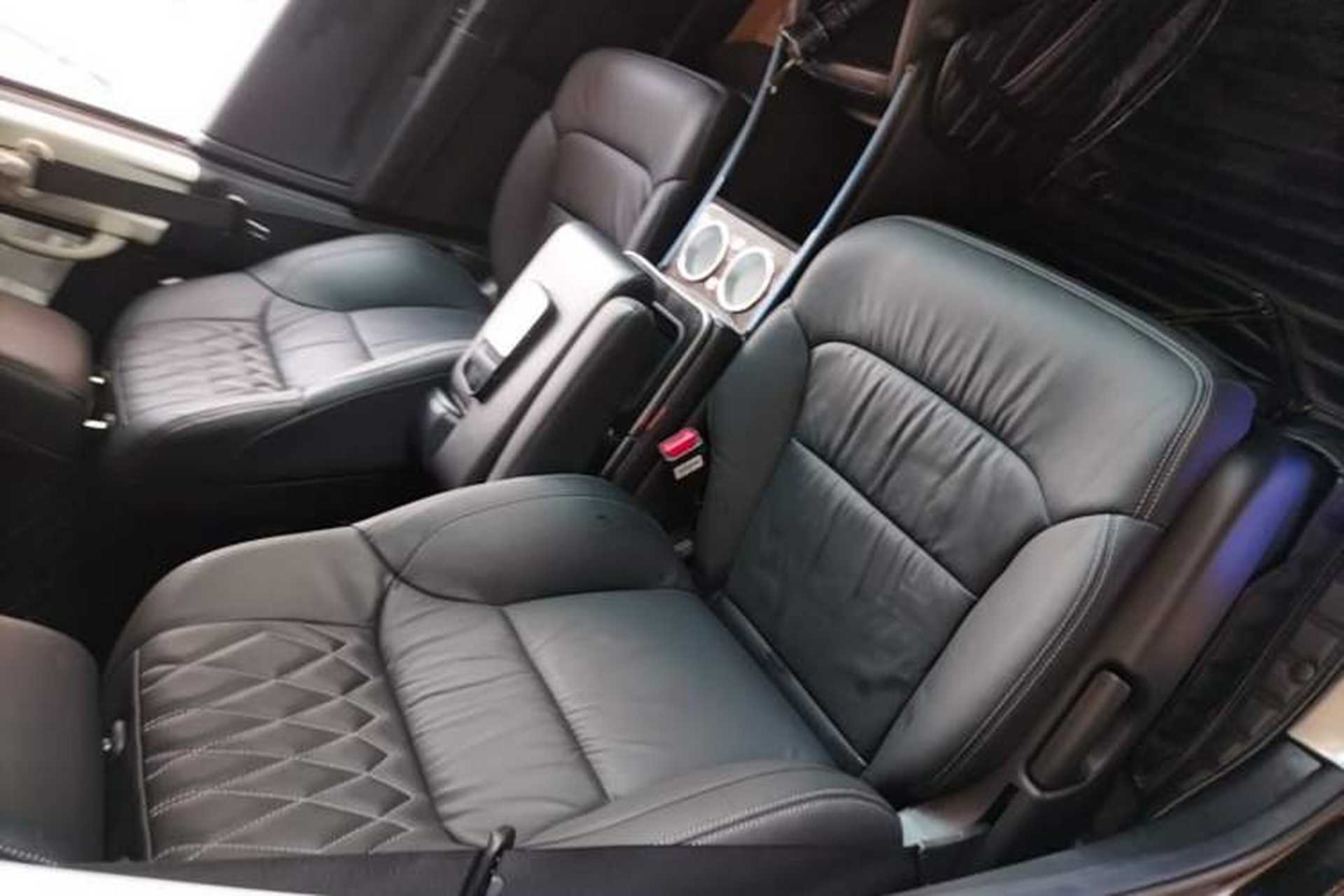 Used Honda Elysion 2019 2.0L Hybrid Luxury Edition Right Front Seat