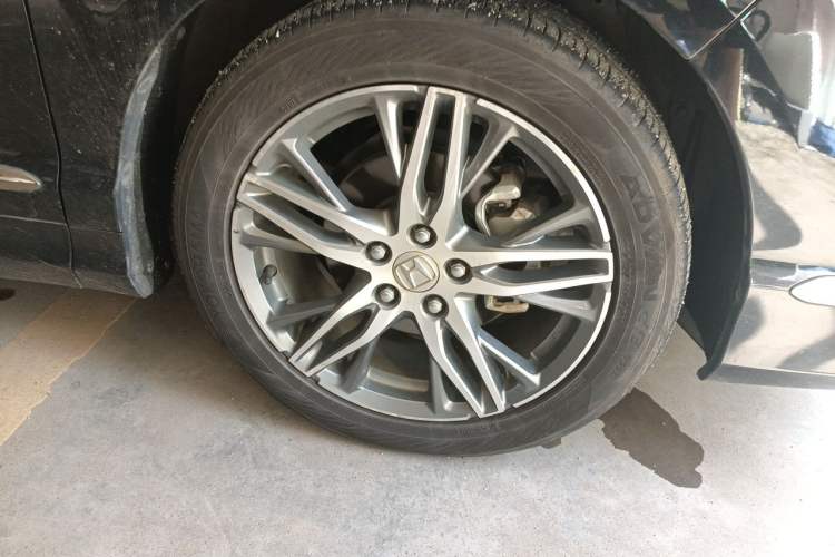 Used Honda Elysion 2019 2.0L Hybrid Luxury Edition Right Front Wheel Hub