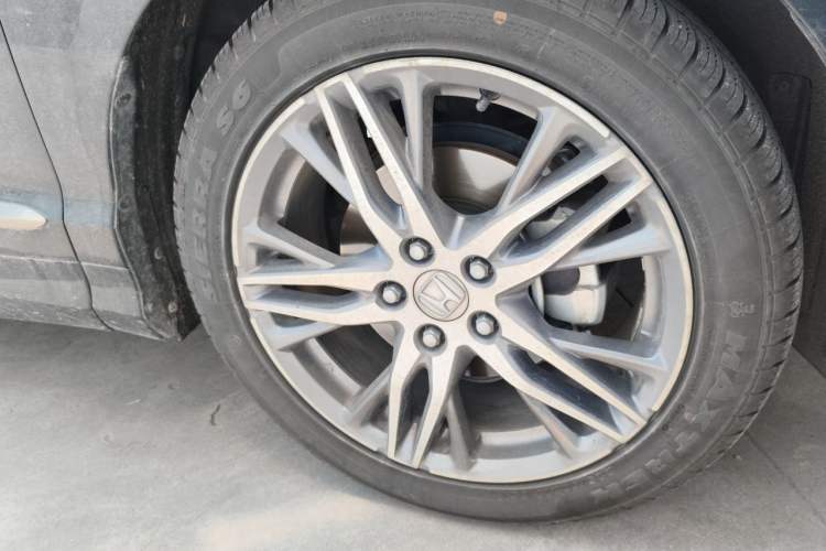 Used Honda Elysion 2019 2.0L Hybrid Supreme Edition Right Front Wheel Hub