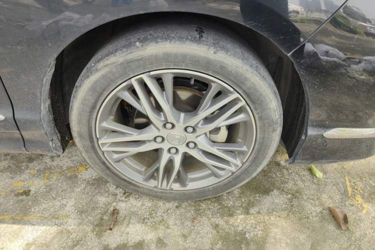Used Honda Elysion 2019 2.0L Hybrid Luxury Edition Right Front Wheel Hub