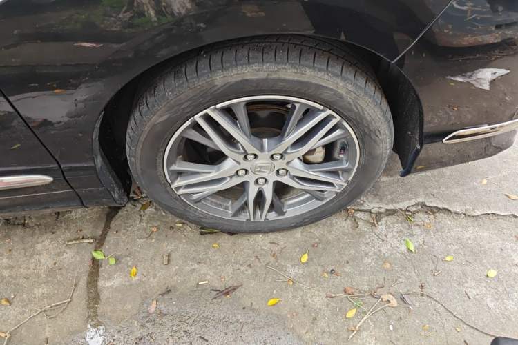Used Honda Elysion 2019 2.0L Hybrid Luxury Edition Right Front Wheel Hub