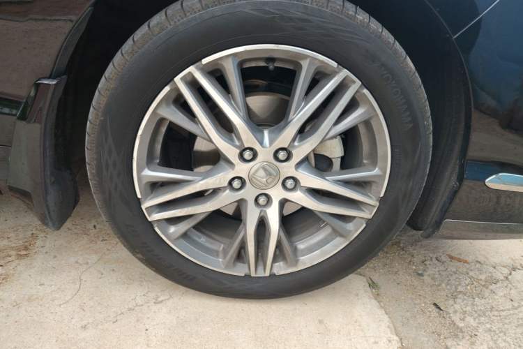 Used Honda Elysion 2019 2.0L Hybrid Luxury Edition Right Front Wheel Hub