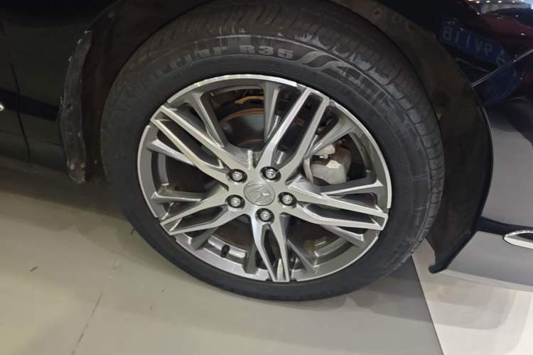 Used Honda Elysion 2019 2.0L Hybrid Luxury Edition Right Front Wheel Hub