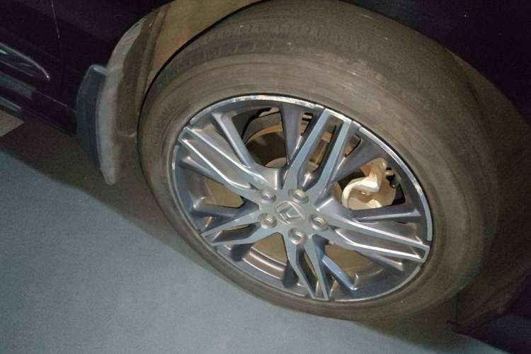 Used Honda Elysion 2019 2.0L Hybrid Luxury Edition Right Front Wheel Hub