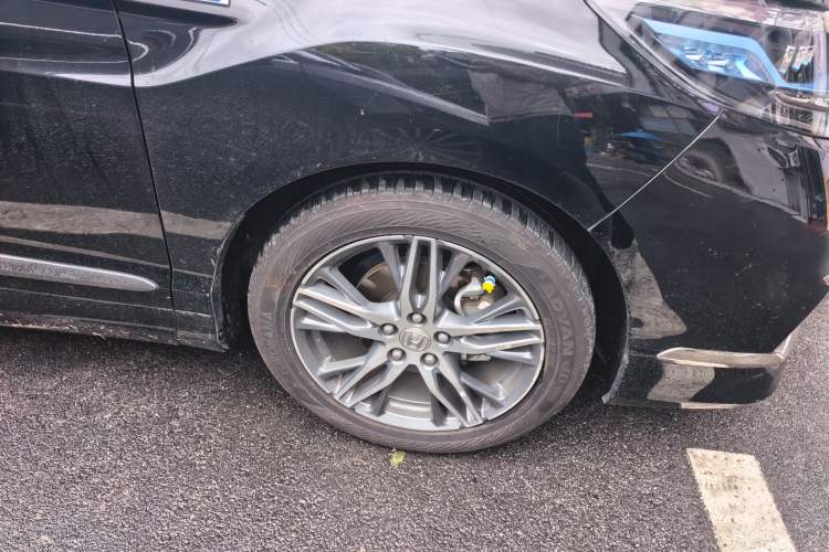 Used Honda Elysion 2019 2.0L Hybrid Luxury Edition Right Front Wheel Hub