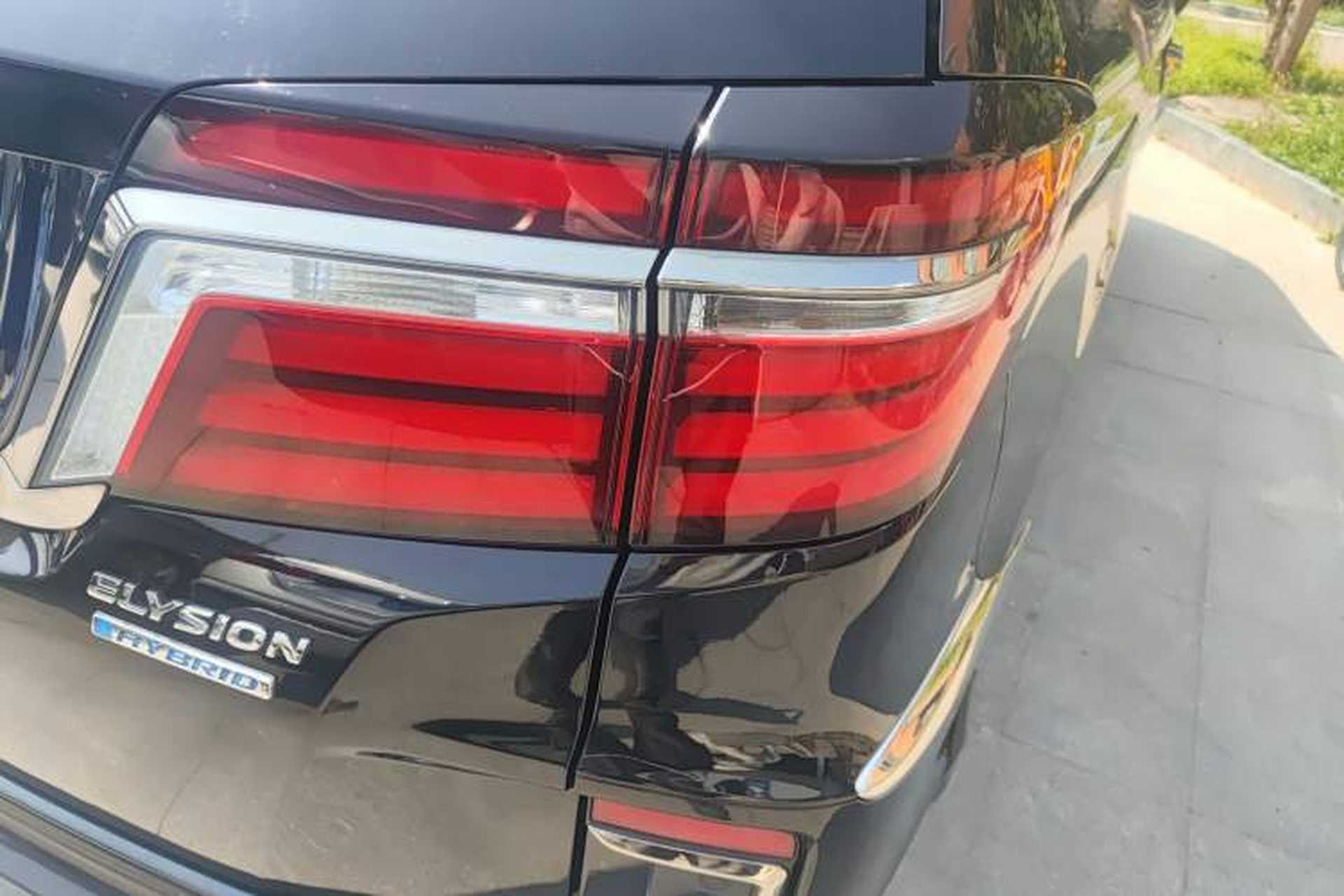 Used Honda Elysion 2019 2.0L Hybrid Comfort Edition Right Rear Taillight
