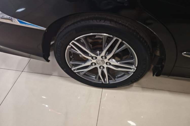 Used Honda Elysion 2019 2.0L Hybrid Luxury Edition Right Rear Wheel Hub