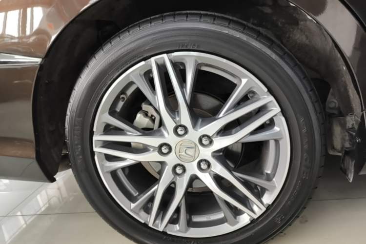 Used Honda Elysion 2019 2.0L Hybrid Luxury Edition Right Rear Wheel Hub
