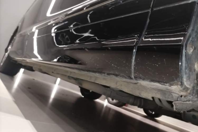 Used Honda Elysion 2019 2.0L Hybrid Luxury Edition Right Side Sill