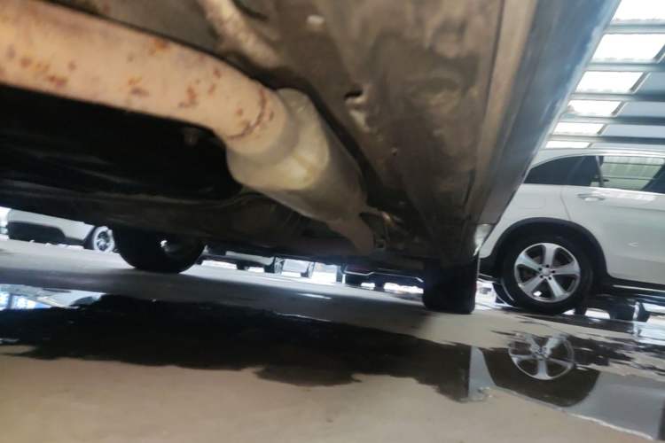 Used Honda Elysion 2019 2.0L Hybrid Luxury Edition Right Side Sill