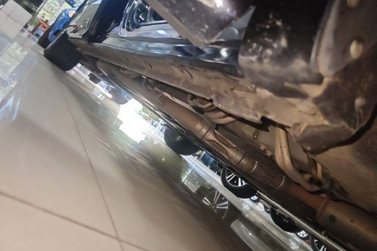 Used Honda Elysion 2019 2.0L Hybrid Luxury Edition Right Side Sill